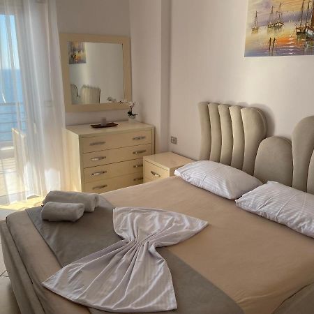 Apartment With Huge Sea View Balcony Sarande Luaran gambar