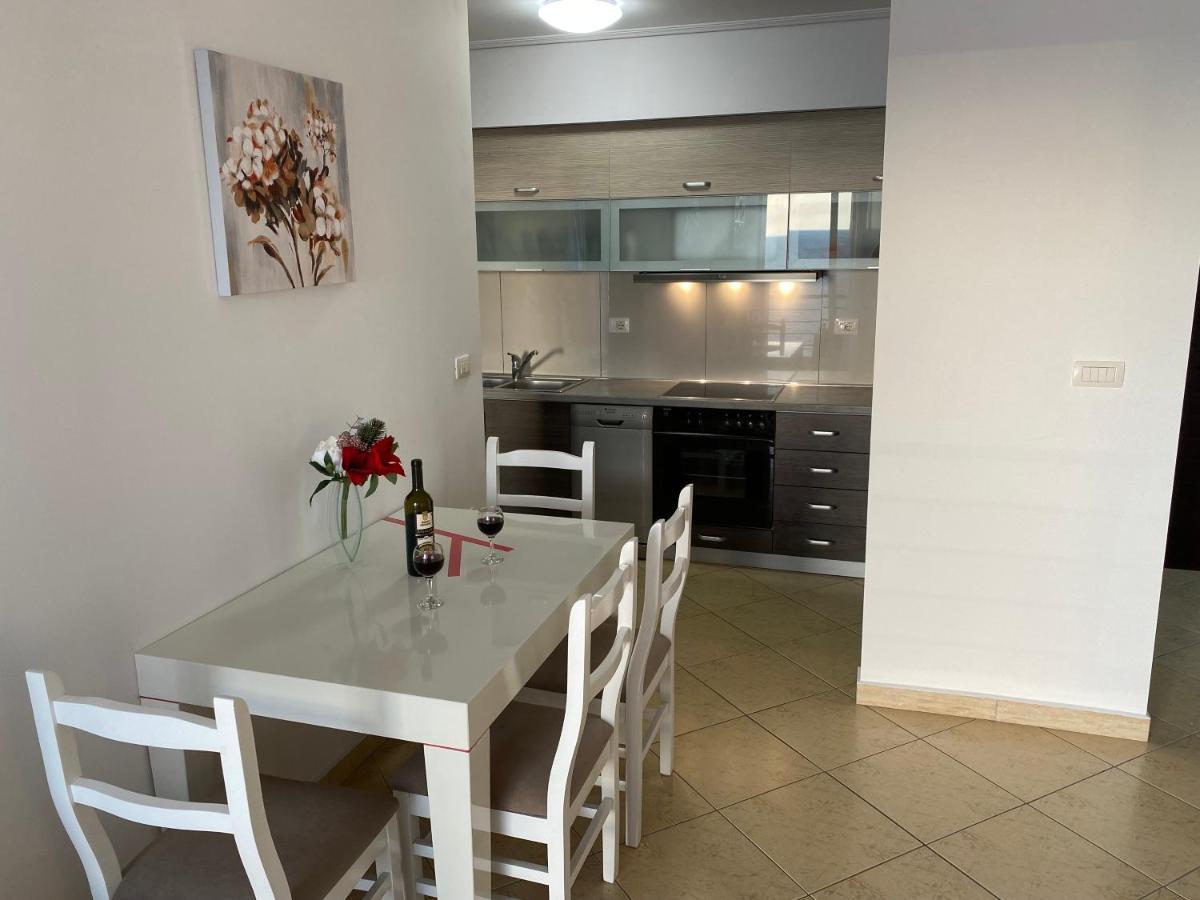 Apartment With Huge Sea View Balcony Sarande Luaran gambar
